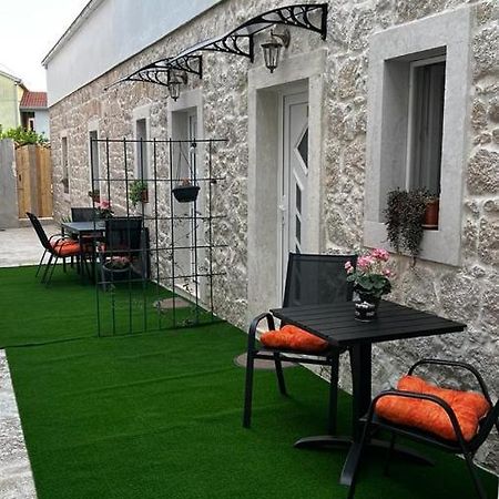 Apartament Grosovi Dvori Opuzen  Zewnętrze zdjęcie